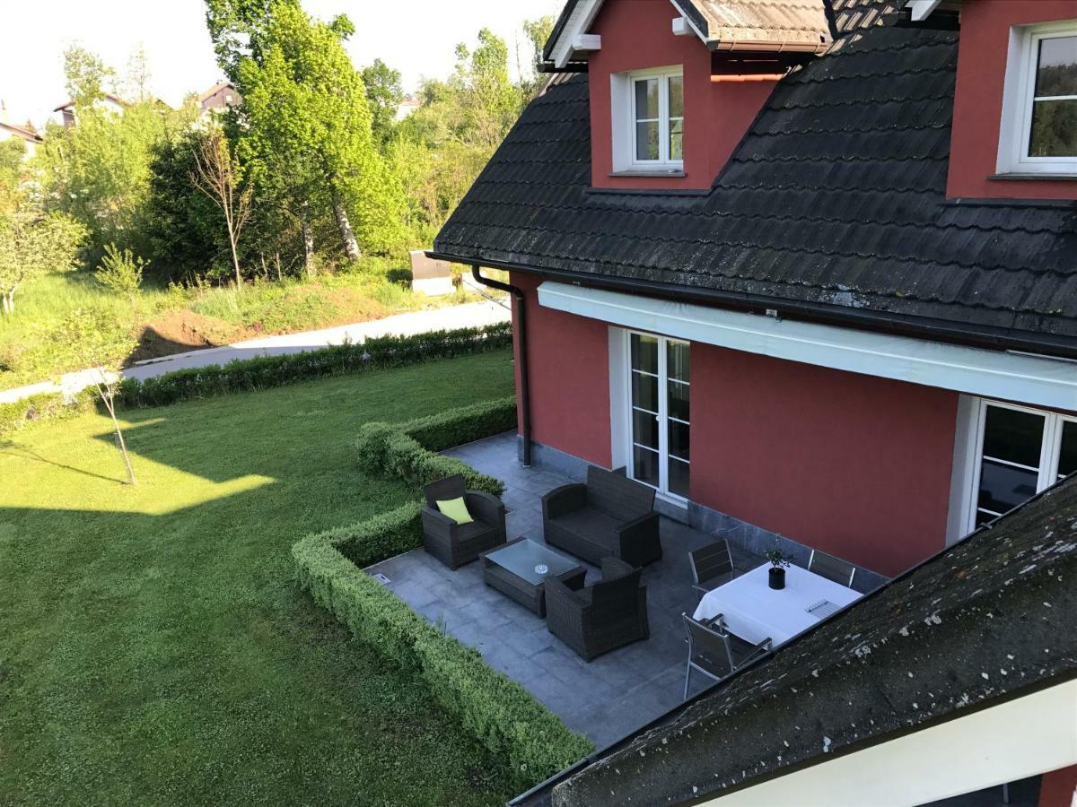 Linden Garden Apartment Постойна Экстерьер фото